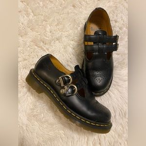 DOC MARTEN MARY JANES BLACK